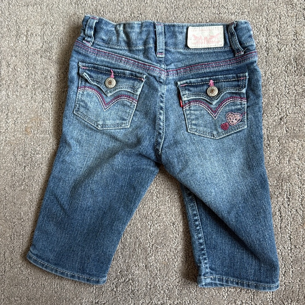 Levi’s Blue Jeans Size 3T Skimmer Capri Embroidered Hearts Toddler Girl - Picture 3 of 8